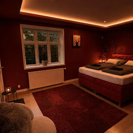 Apartament Four Seasons - Crimson Autumn *
