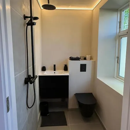Four Seasons - Crimson Autumn Apartament Aalborg
